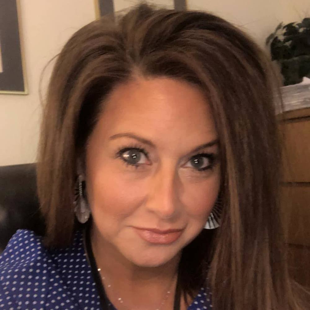 Meet your Posher, Lisa